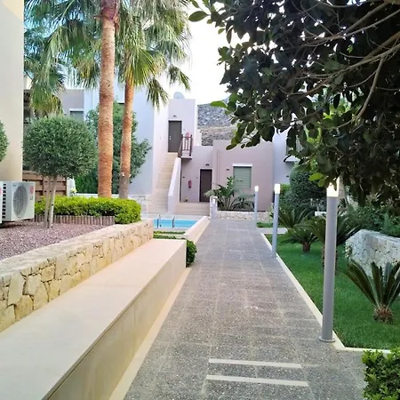 Sandy Sea Apartment