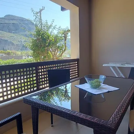 Sandy Sea Apartment